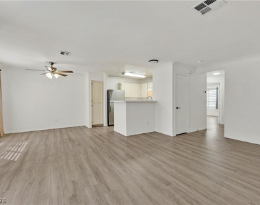 350 S Durango Drive - Photo Thumbnail 3