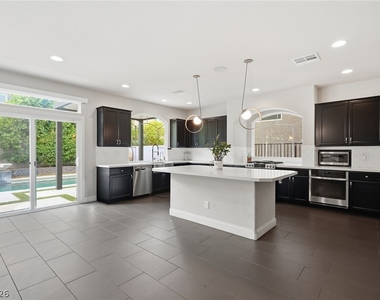 5891 Rockway Glen Avenue - Photo Thumbnail 5