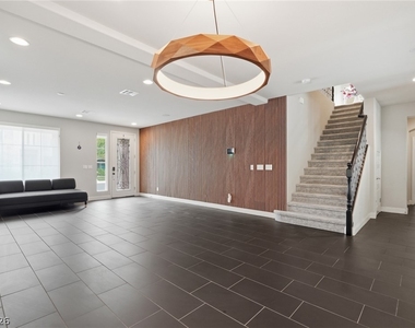 5891 Rockway Glen Avenue - Photo Thumbnail 10