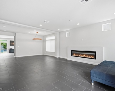 5891 Rockway Glen Avenue - Photo Thumbnail 9