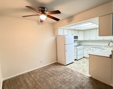 1404 Santa Margarita Street - Photo Thumbnail 11