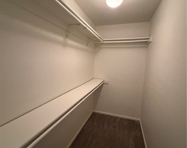 1404 Santa Margarita Street - Photo Thumbnail 8