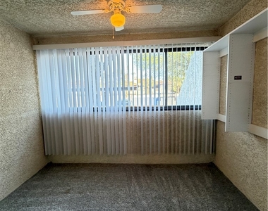 1404 Santa Margarita Street - Photo Thumbnail 9