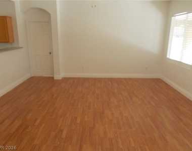 5320 Crestpoint Watch Court - Photo Thumbnail 10