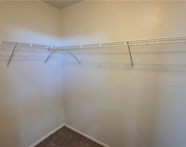5769 Old Colony Drive - Photo Thumbnail 14