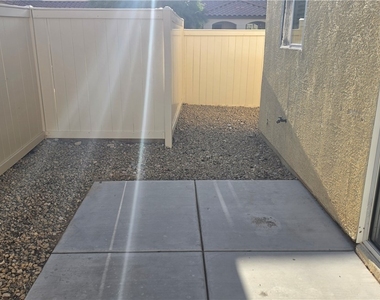 5769 Old Colony Drive - Photo Thumbnail 25