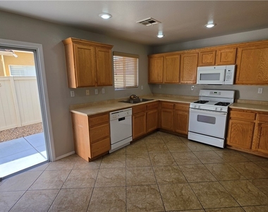 5769 Old Colony Drive - Photo Thumbnail 3