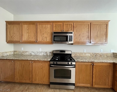 9701 Kampsville Avenue - Photo Thumbnail 10