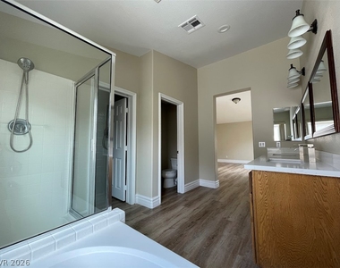 9701 Kampsville Avenue - Photo Thumbnail 20