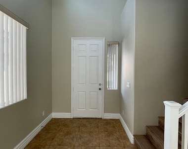 9701 Kampsville Avenue - Photo Thumbnail 3
