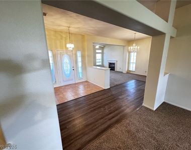 5117 Elm Grove Drive - Photo Thumbnail 6