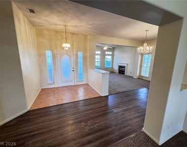 5117 Elm Grove Drive - Photo Thumbnail 3