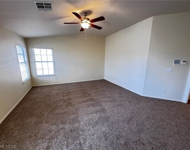 5117 Elm Grove Drive - Photo Thumbnail 17