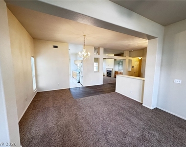 5117 Elm Grove Drive - Photo Thumbnail 7