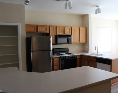 10952 Harvest Hill Lane - Photo Thumbnail 1