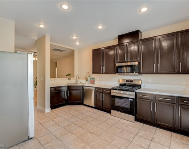 3962 Coyote Ridge Court - Photo Thumbnail 7