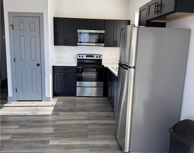 388 Erin Street - Photo Thumbnail 1