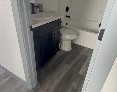 388 Erin Street - Photo Thumbnail 10