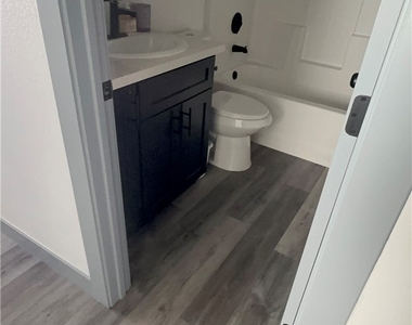 388 Erin Street - Photo Thumbnail 9