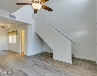 475 Lost Eagle Way - Photo Thumbnail 34