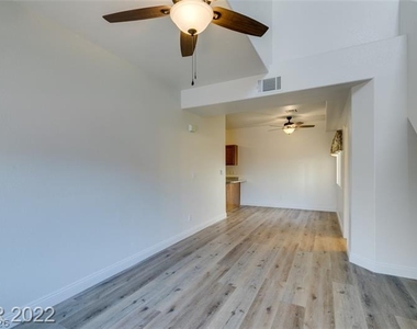 475 Lost Eagle Way - Photo Thumbnail 37