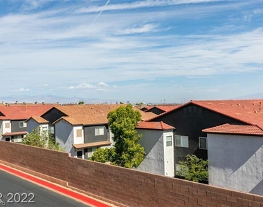 475 Lost Eagle Way - Photo Thumbnail 16