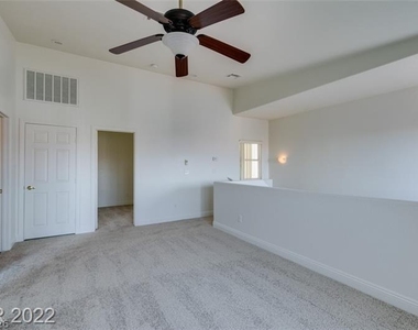 475 Lost Eagle Way - Photo Thumbnail 11