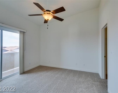 475 Lost Eagle Way - Photo Thumbnail 9