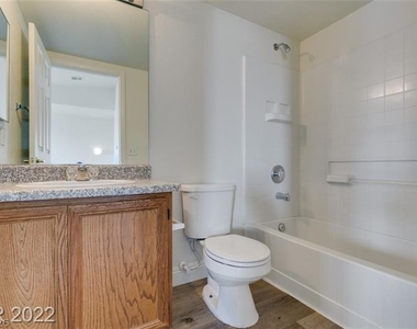 475 Lost Eagle Way - Photo Thumbnail 8
