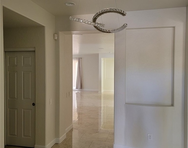 2659 Lochleven Way - Photo Thumbnail 2