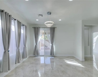 2659 Lochleven Way - Photo Thumbnail 10