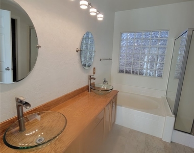 2659 Lochleven Way - Photo Thumbnail 21