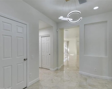 2659 Lochleven Way - Photo Thumbnail 1