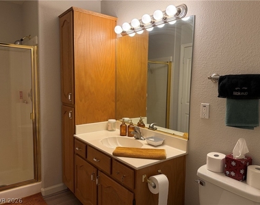 700 Capri Drive - Photo Thumbnail 14