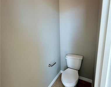 2721 Auchmull Street - Photo Thumbnail 24