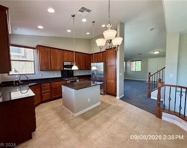 2721 Auchmull Street - Photo Thumbnail 7