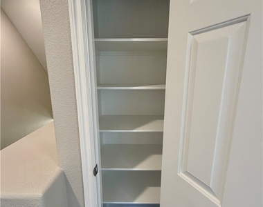 2721 Auchmull Street - Photo Thumbnail 39