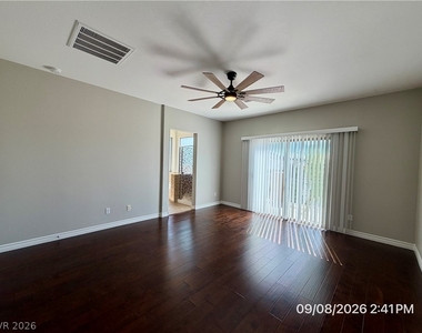 2721 Auchmull Street - Photo Thumbnail 13