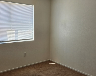 1452 Padbury Court - Photo Thumbnail 9