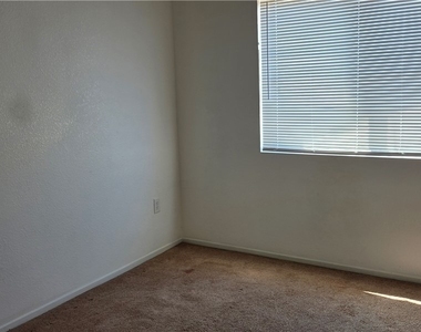 1452 Padbury Court - Photo Thumbnail 8