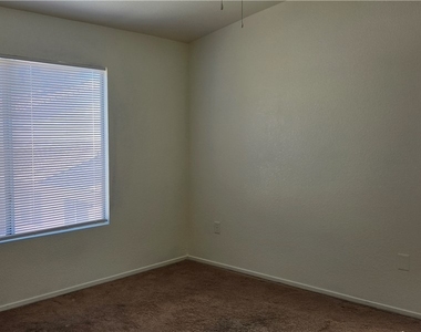 1452 Padbury Court - Photo Thumbnail 5