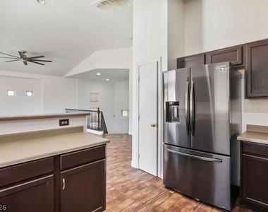 5913 Running Horse Drive - Photo Thumbnail 33