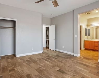 5913 Running Horse Drive - Photo Thumbnail 39