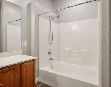 5913 Running Horse Drive - Photo Thumbnail 41
