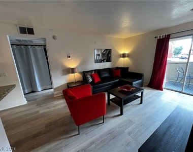 4200 S Valley View Boulevard - Photo Thumbnail 3