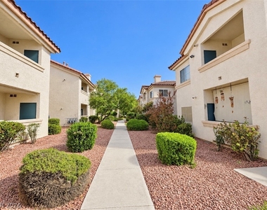2121 Echo Bay Street - Photo Thumbnail 16