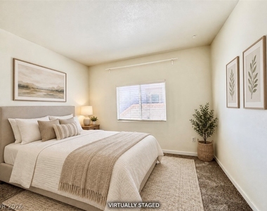 2121 Echo Bay Street - Photo Thumbnail 7