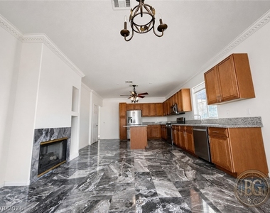 764 Benedict Drive - Photo Thumbnail 7