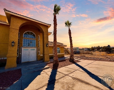 764 Benedict Drive - Photo Thumbnail 1