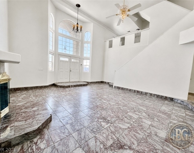 764 Benedict Drive - Photo Thumbnail 3